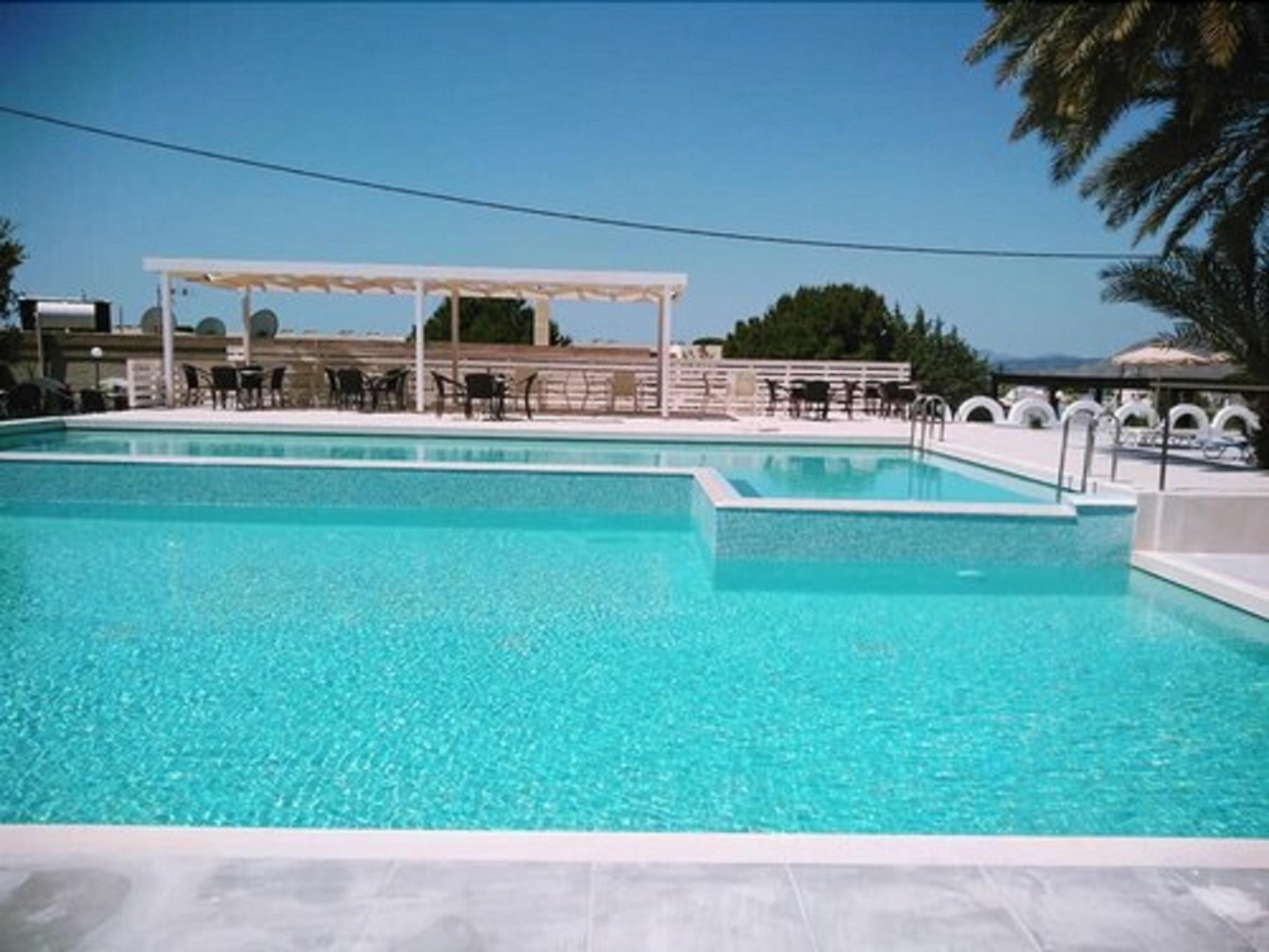 Thalia Hotel Pefki Exterior foto