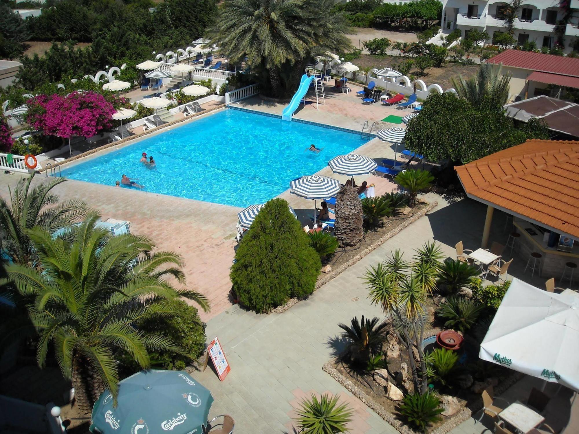 Thalia Hotel Pefki Exterior foto